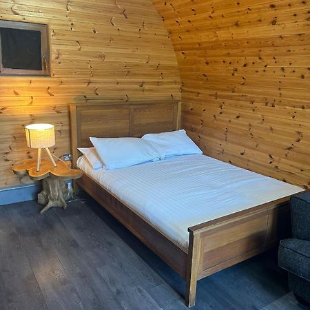 Hotel Original Glamping Pod With Hot Tub à Frodsham Extérieur photo